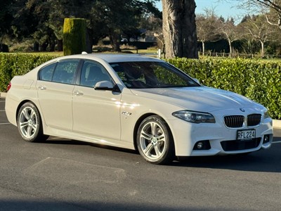 2017 BMW 523i